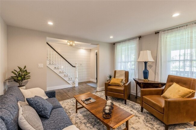 Photo - 3400 Youngs Ave