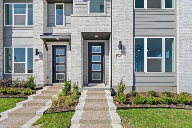 Photo - 9617 Dahlia Blvd