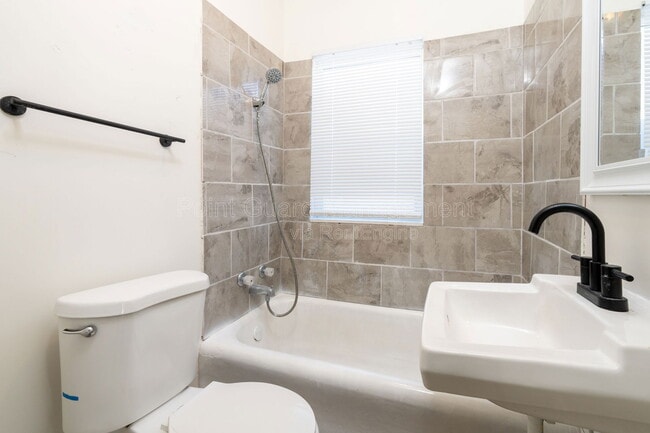 Photo - 423 N Emporia Ave Unit 3