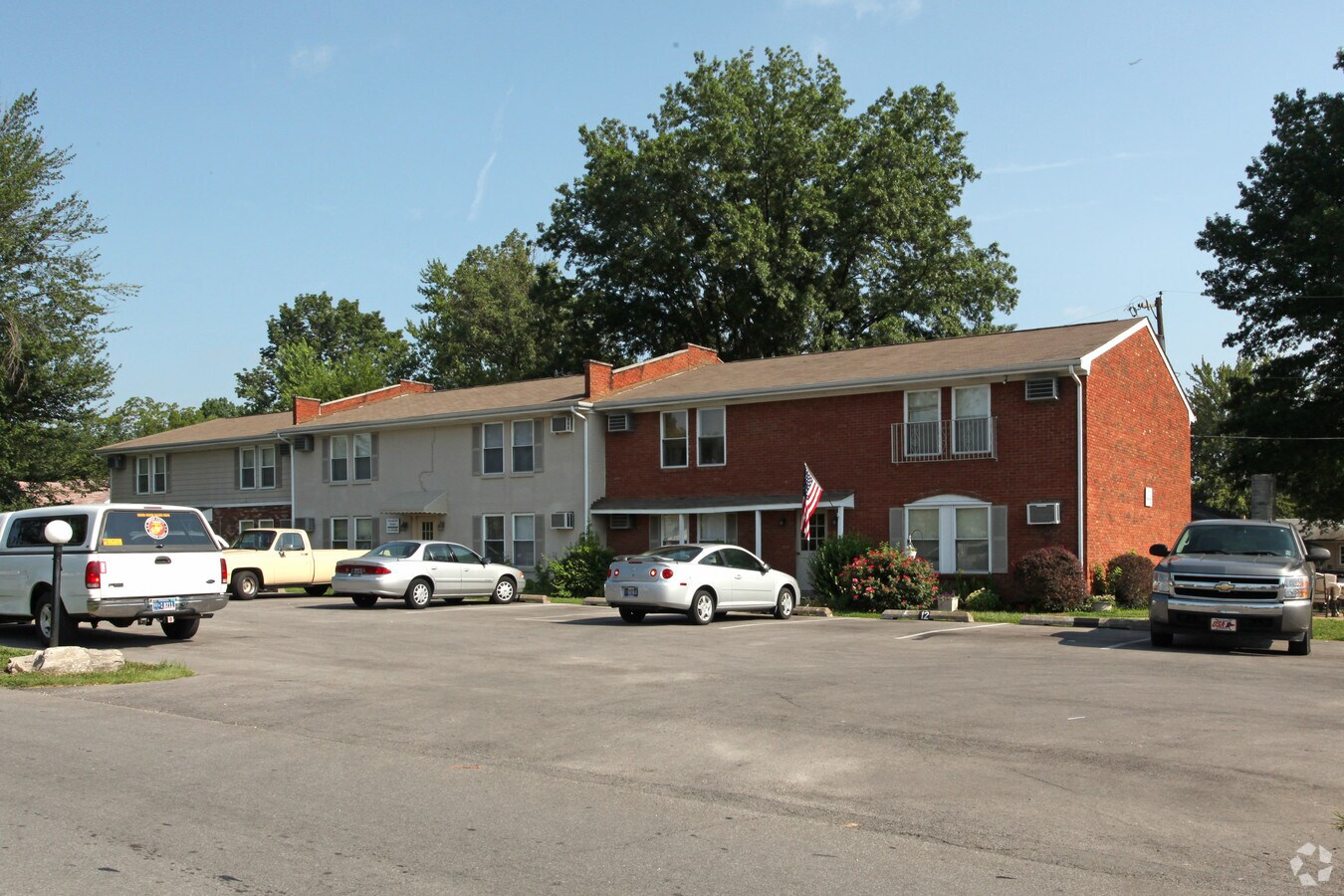 Photo - Woodside Manor Apartments