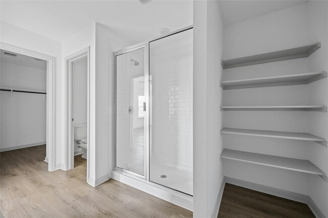 Photo - 212 Sweetwater Crk Ln