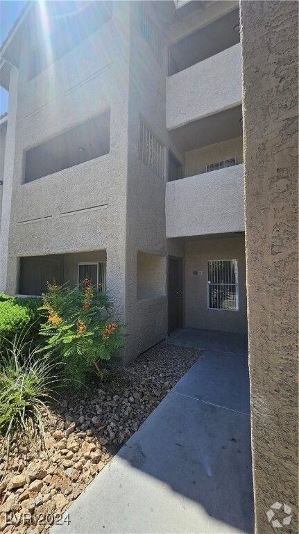 Building Photo - 4200 S Valley View Blvd Unit 1019 Rental