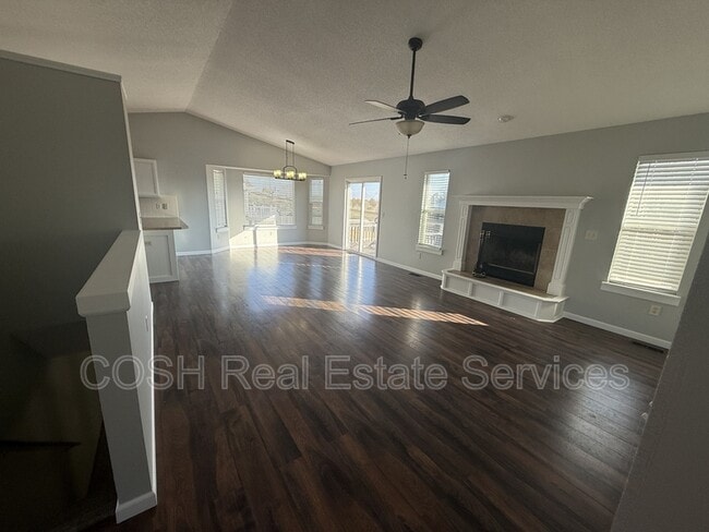 Photo - 816 S Longbranch Dr