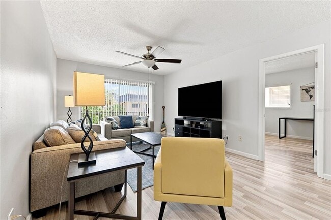 4606 W Gray St Unit 301