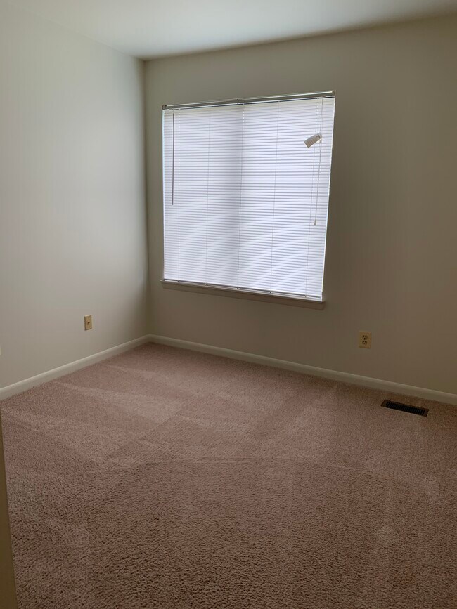 Hickory Square Apartments Imlay City, MI