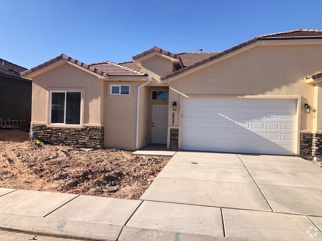 Building Photo - Tanzanite Townhome