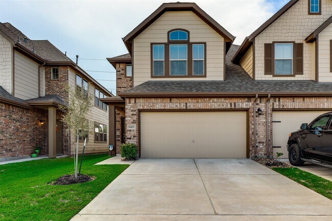 Photo - 8407 Hawthorn Vly Ln