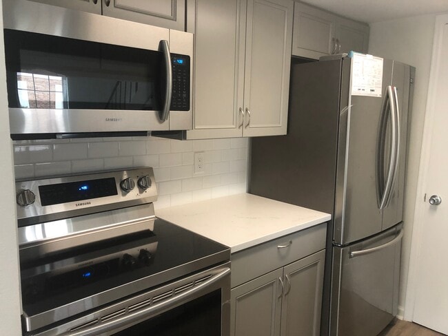 Photo - 22 Amesbury St