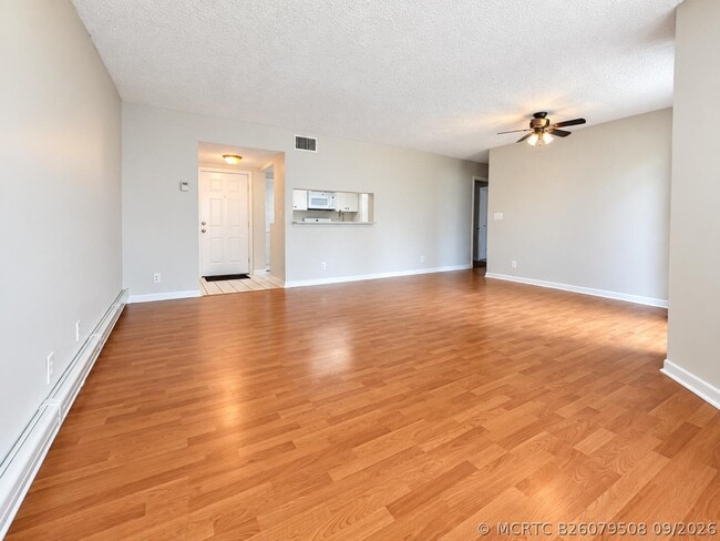 9701 Westview Dr Unit 1415