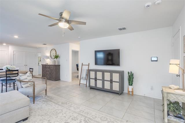 Photo - 6104 Darkstar Dr