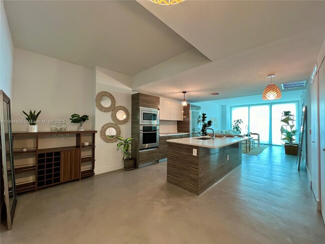 Photo - 460 NE 28th St Unit 2104