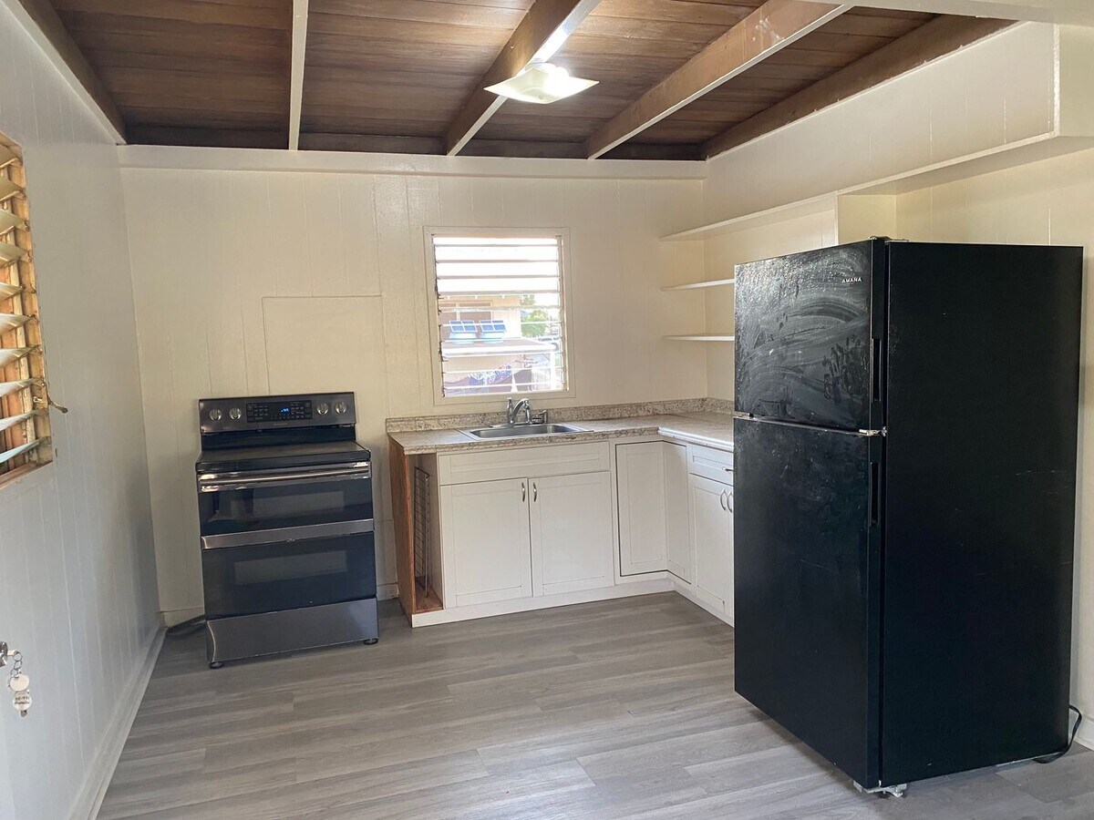 Two Bedroom Duplex - Two Bedroom Duplex House