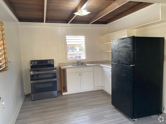 Building Photo - Two Bedroom Duplex Rental