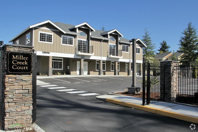 Miller Creek Court - Miller Creek Court Townhomes