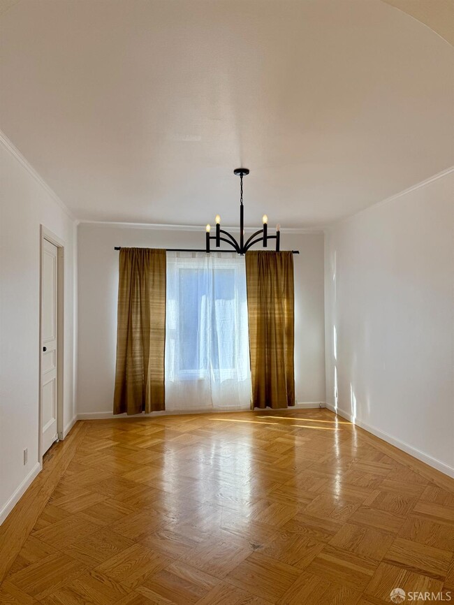 Photo - 1100 Eucalyptus Dr