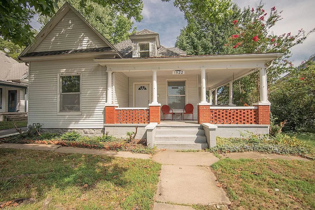 Photo - 1522 N Robberson Ave