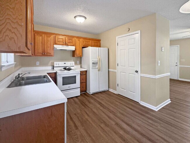 Three Bedroom Ranch in North Hall