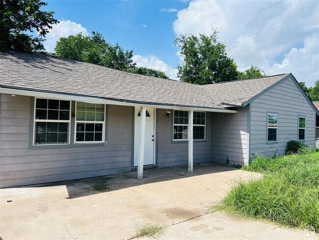 Building Photo - 5943 Southville St Rental