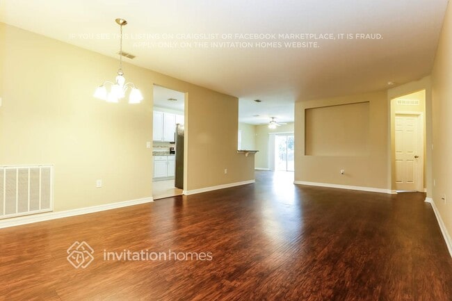 Photo - 9284 Agate St
