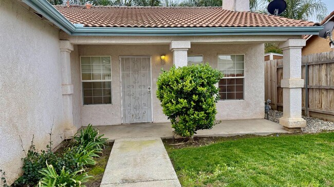 Photo - 945 Don Medico Dr