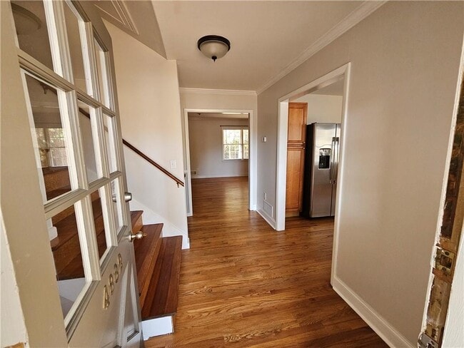 4882 Happy Hollow Rd
