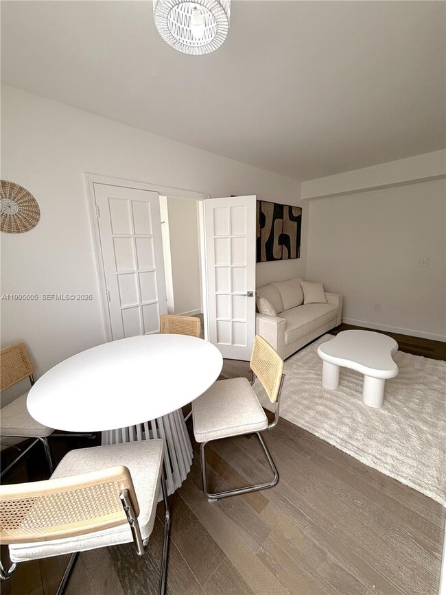 Photo - 605 Euclid Ave Unit 106