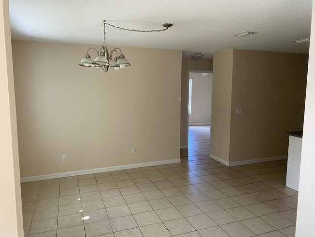 Photo - 2829 Nordman Ave