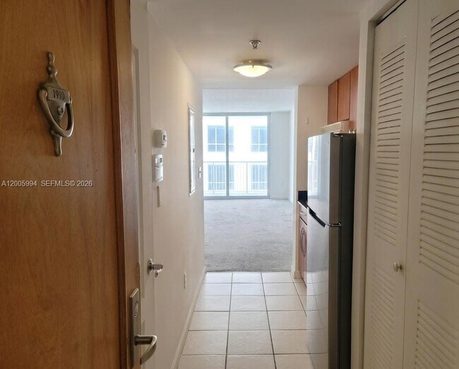 Photo - 1200 Brickell Bay Dr Unit 1910