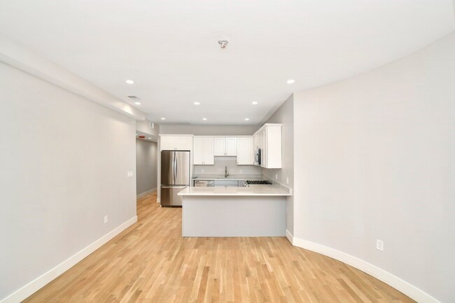 Photo - 682 Blue Hill Ave Unit 3