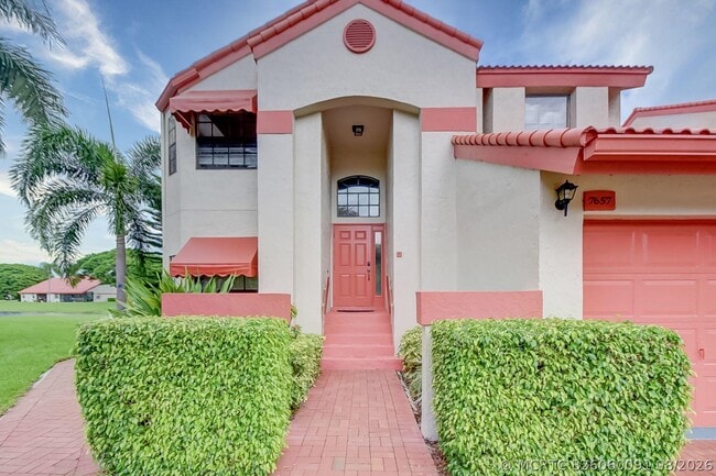 Photo - 7657 Lexington Club Blvd Unit C