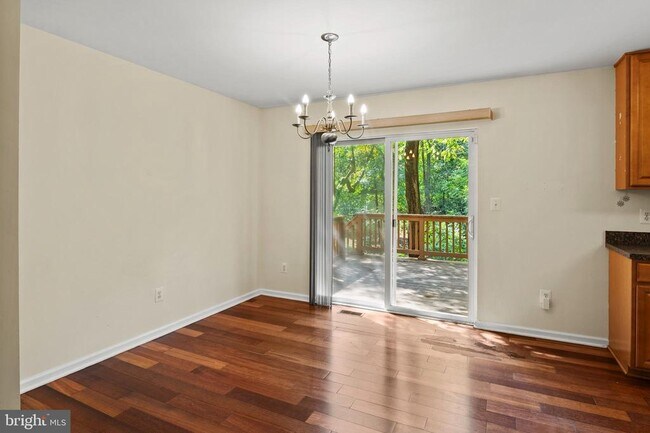 Photo - 144 Midland Rd