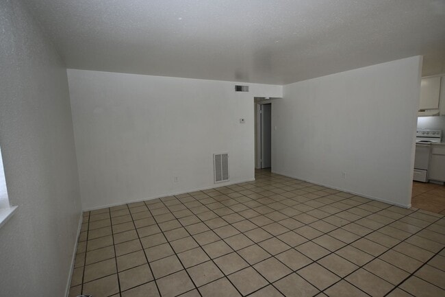 Photo - 6428 Casada Way