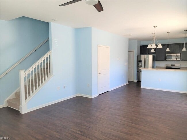 Photo - 4136 Clarendon Wy