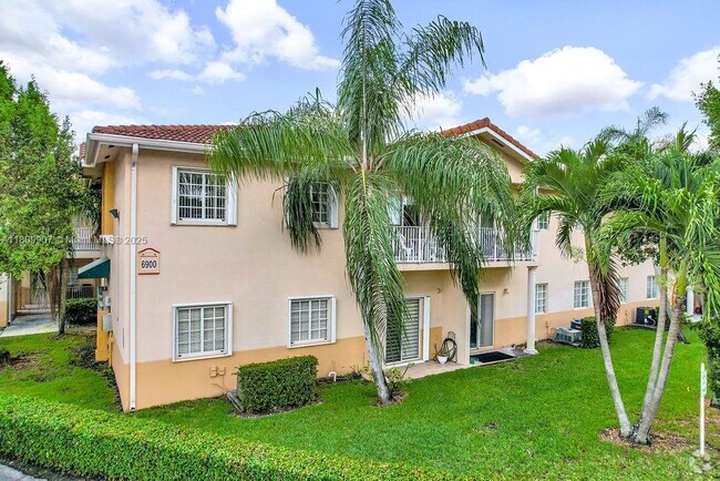 Building Photo - 6900 NW 179th St Unit 104-1 Rental