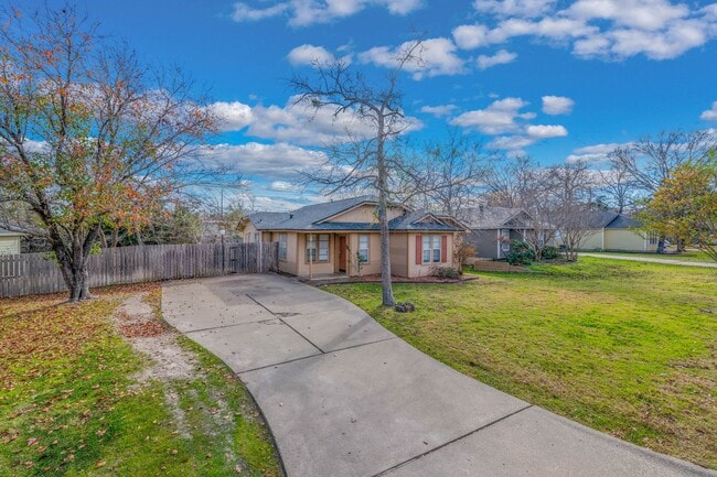 Photo - February Move In Available!  Cute 3 Bed, 1...