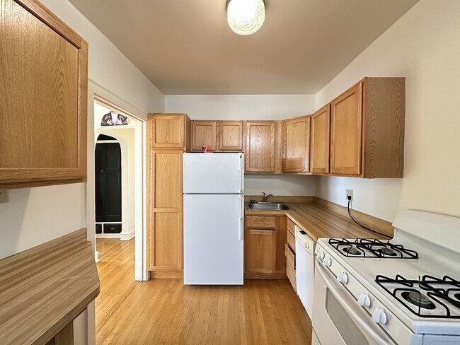 Photo - 4301 N Francisco Ave Unit A06W