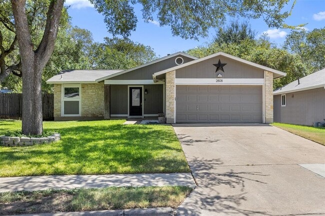 Building Photo - 2808 Firecrest Dr