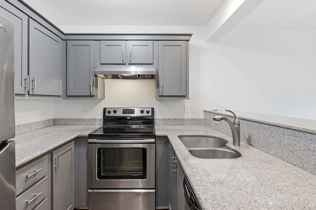 Photo - Orchard Hills Condominium Spacious 2-Bedroom Townhome with Modern Upgrades & Great Amenities Unit 103