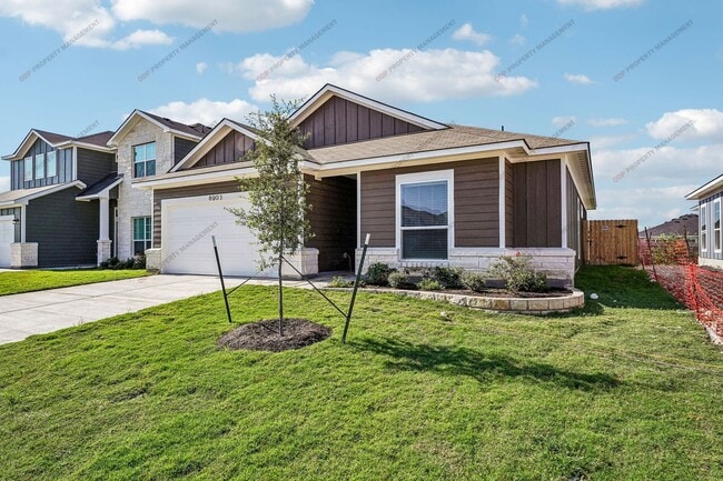 8903 Fritz Crk Dr