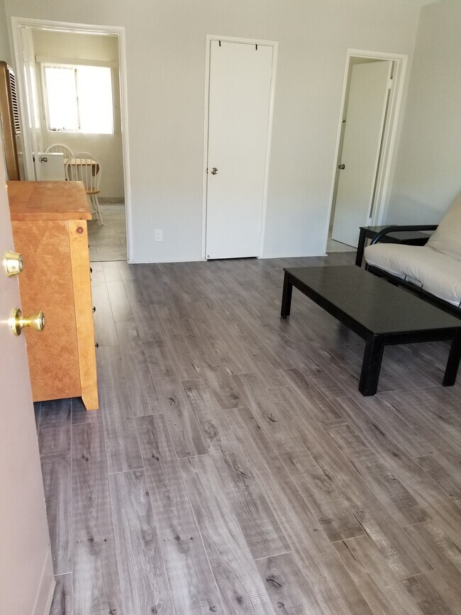 Photo - 3702 Motor Ave Unidad 6