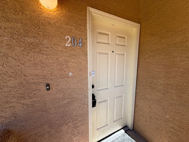 Photo - Cozy 2nd floor condo in small quiet community w/ pool & spa Unit #204