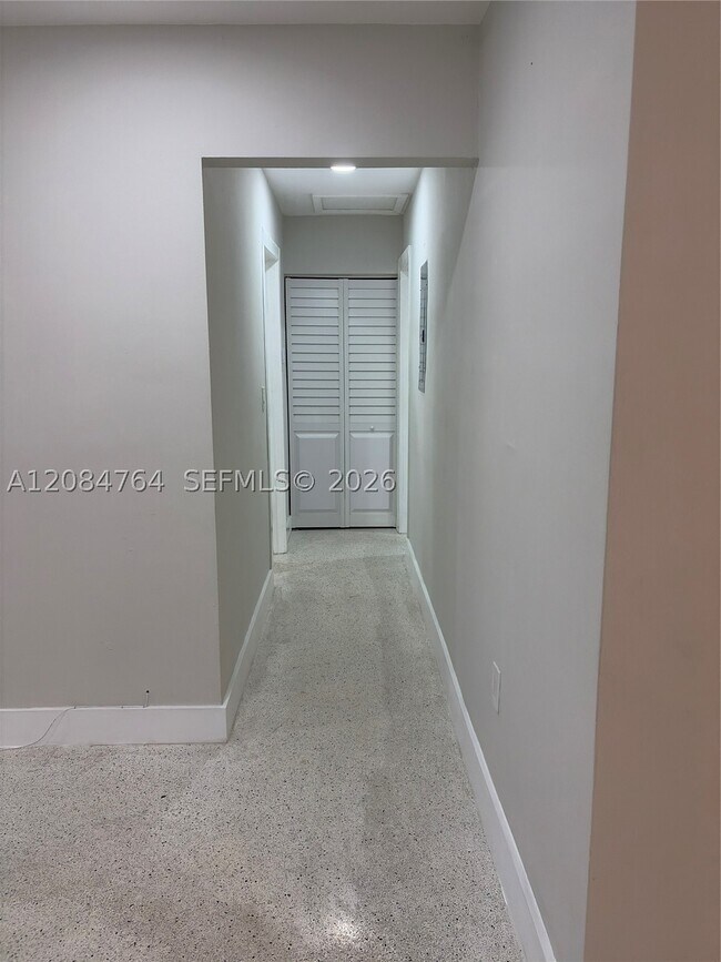 Photo - 3530 SW 22nd St Unit 3530
