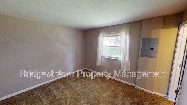 Photo - 10 Gerlaugh Ave