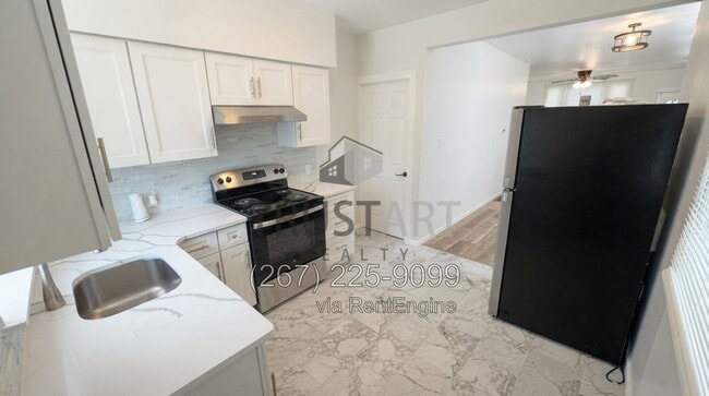 196 W Duncannon Ave