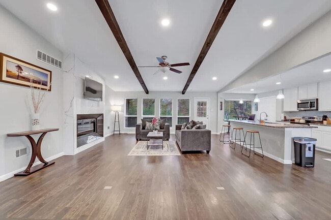 Photo - 3801 Kazak St Unidad ID1323114P