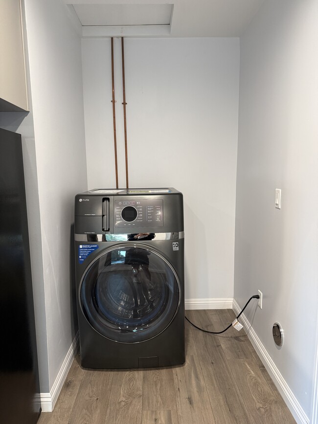 Photo - 6949 Rhea Ave Unit 6951 Newly Renovated ADU