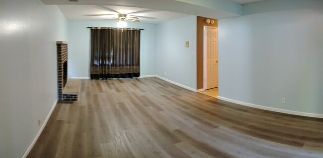 Main level living/family room