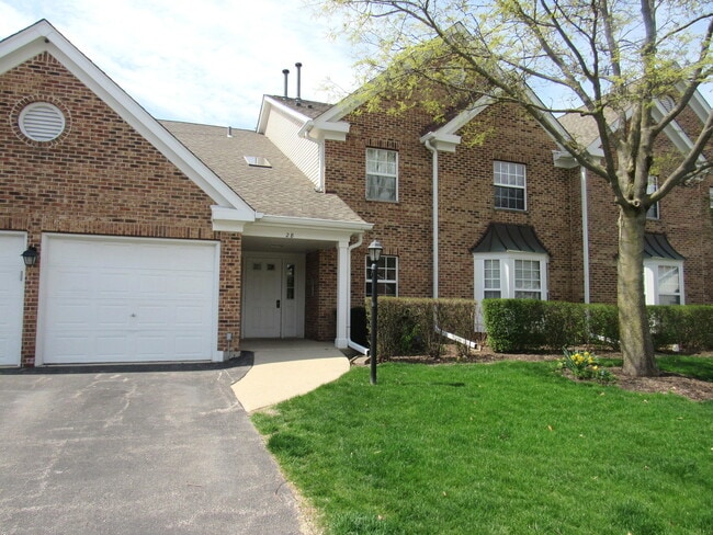 Building Photo - 28 Ashburn Ct Unit Z1