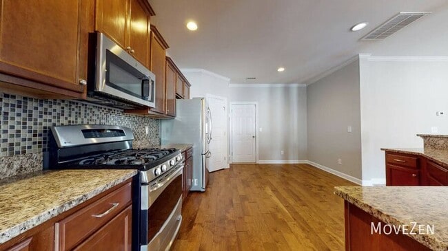 Photo - 129 Station Dr