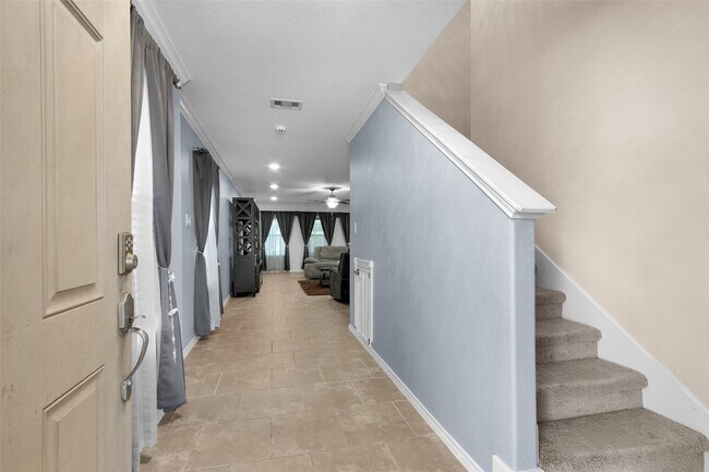 Photo - 1604 Hickory Burl Ln